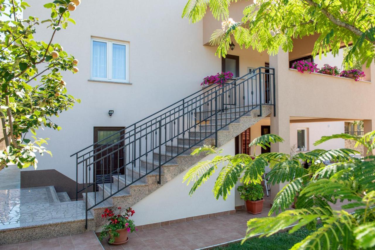 Apartmani Antonija Vozilici Εξωτερικό φωτογραφία
