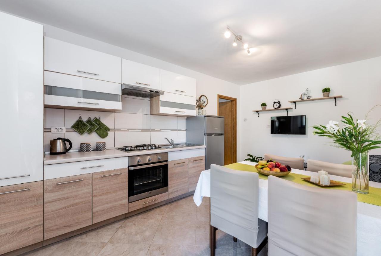 Apartmani Antonija Vozilici Εξωτερικό φωτογραφία
