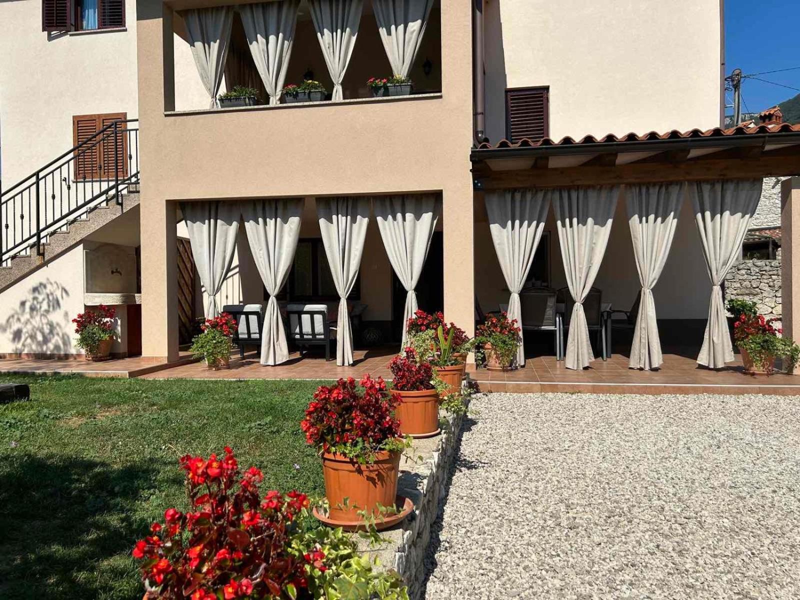 Apartmani Antonija Vozilici Εξωτερικό φωτογραφία